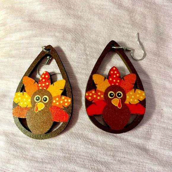 NWT Thanksgiving Turkey Wooden Colorful Earrings 3” long Same design both sides - Picture 2 of 3